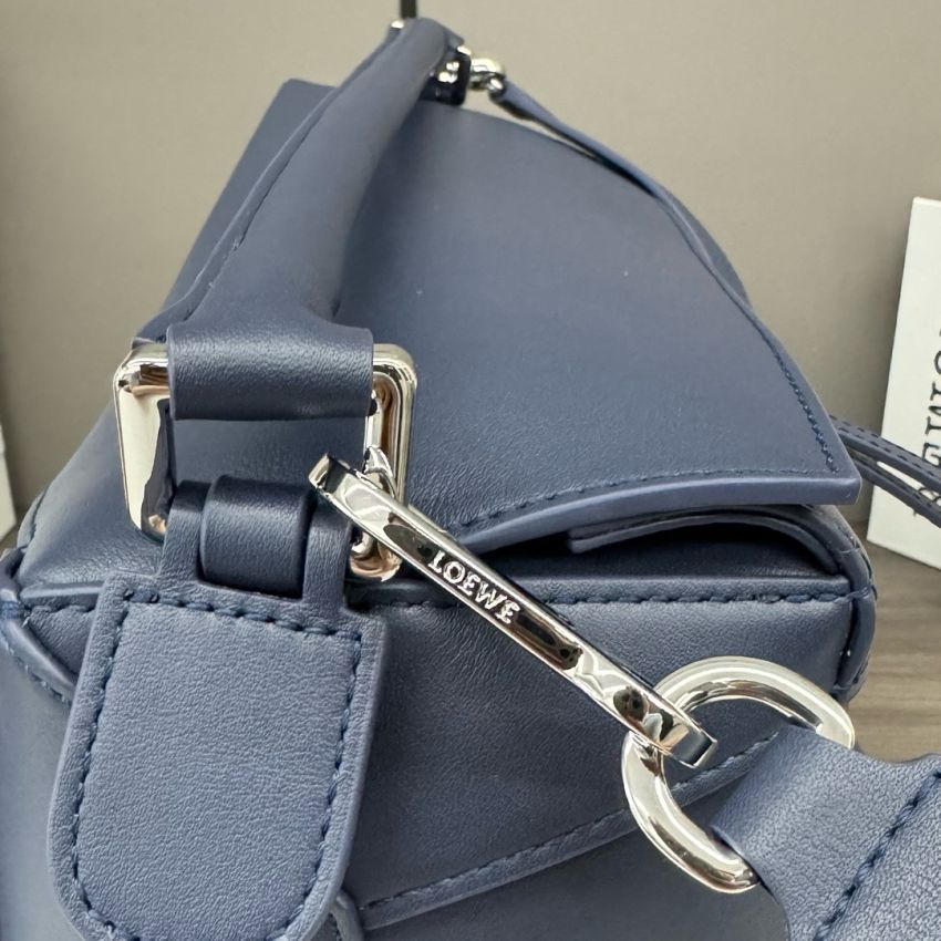 L0ew* Large Puzzle bag in Classic calfskin