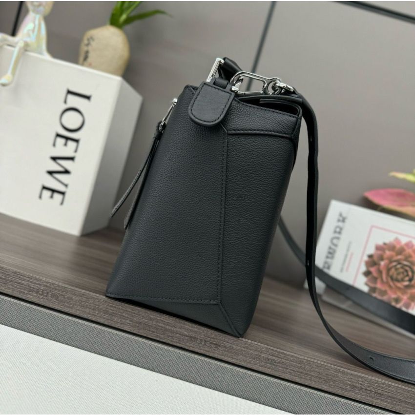 L0ew* Large Puzzle bag in Grained calfskin