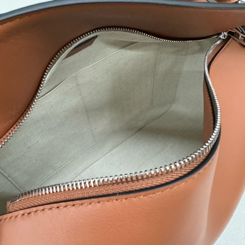 L0ew* Large Puzzle bag in Classic calfskin