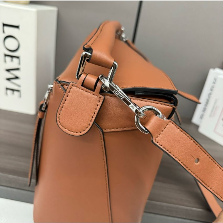 L0ew* Large Puzzle bag in Classic calfskin