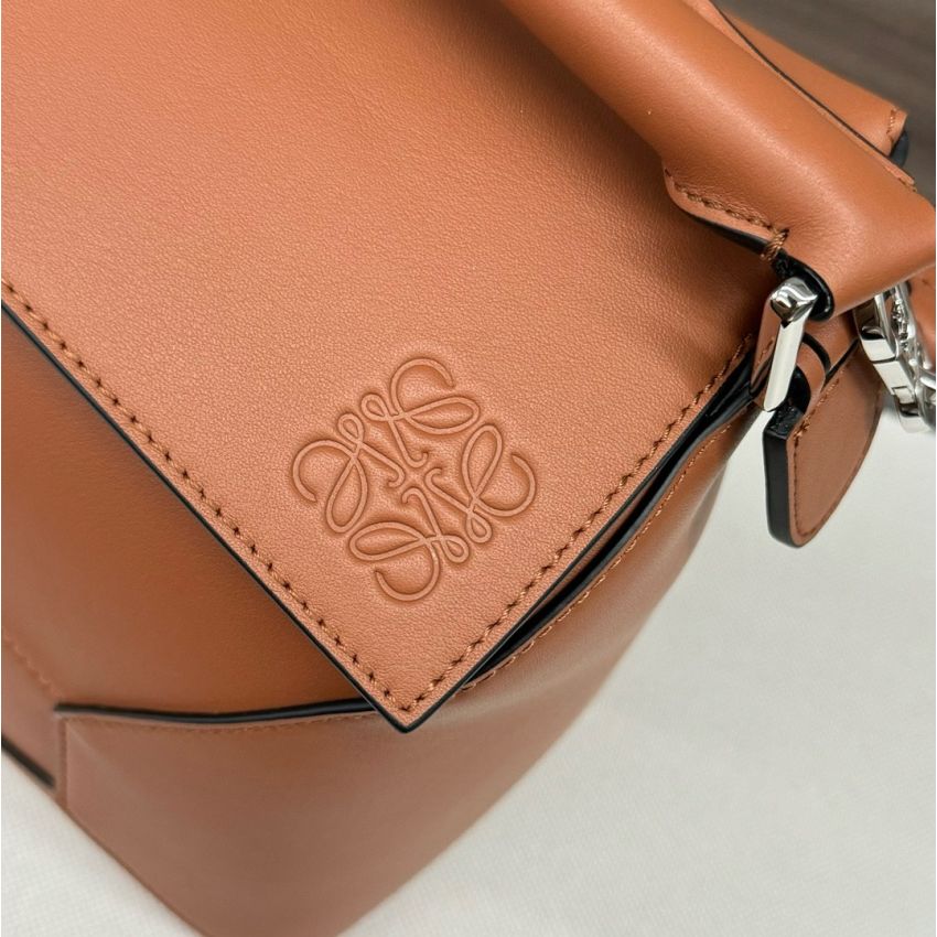 L0ew* Large Puzzle bag in Classic calfskin