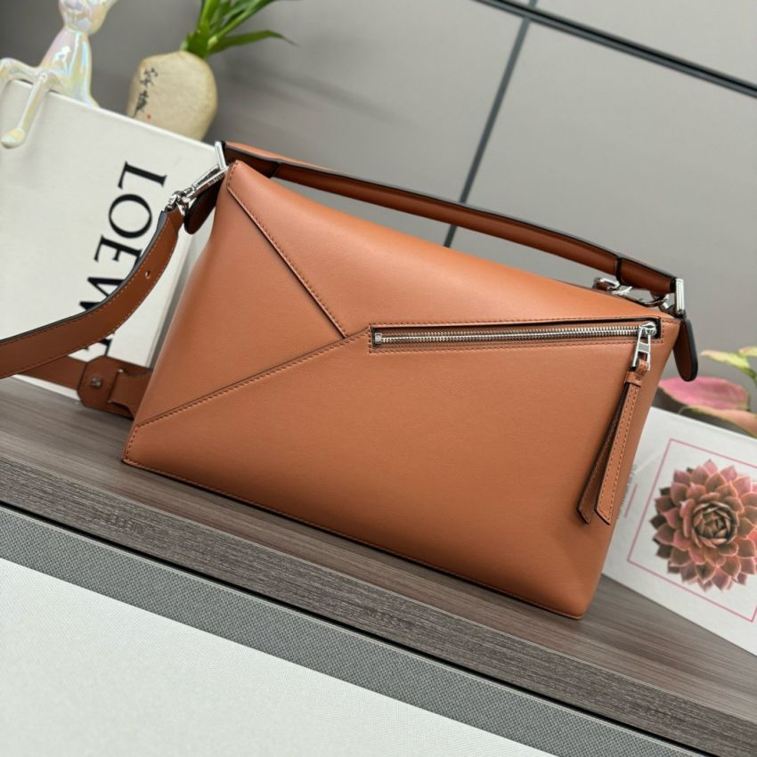 L0ew* Large Puzzle bag in Classic calfskin