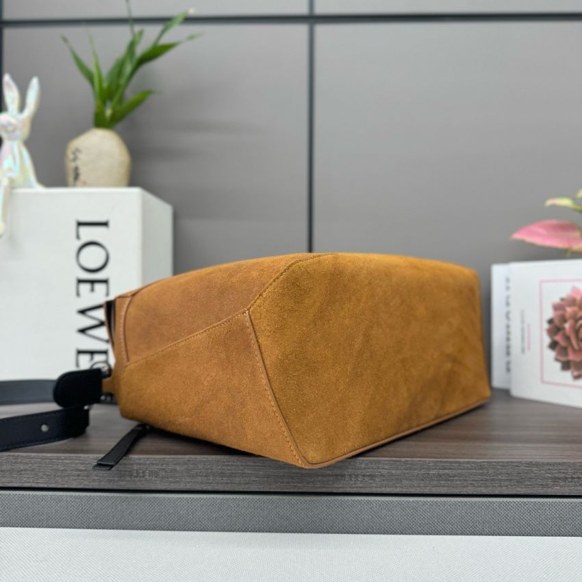 L0ew* Large Puzzle bag in Suede
