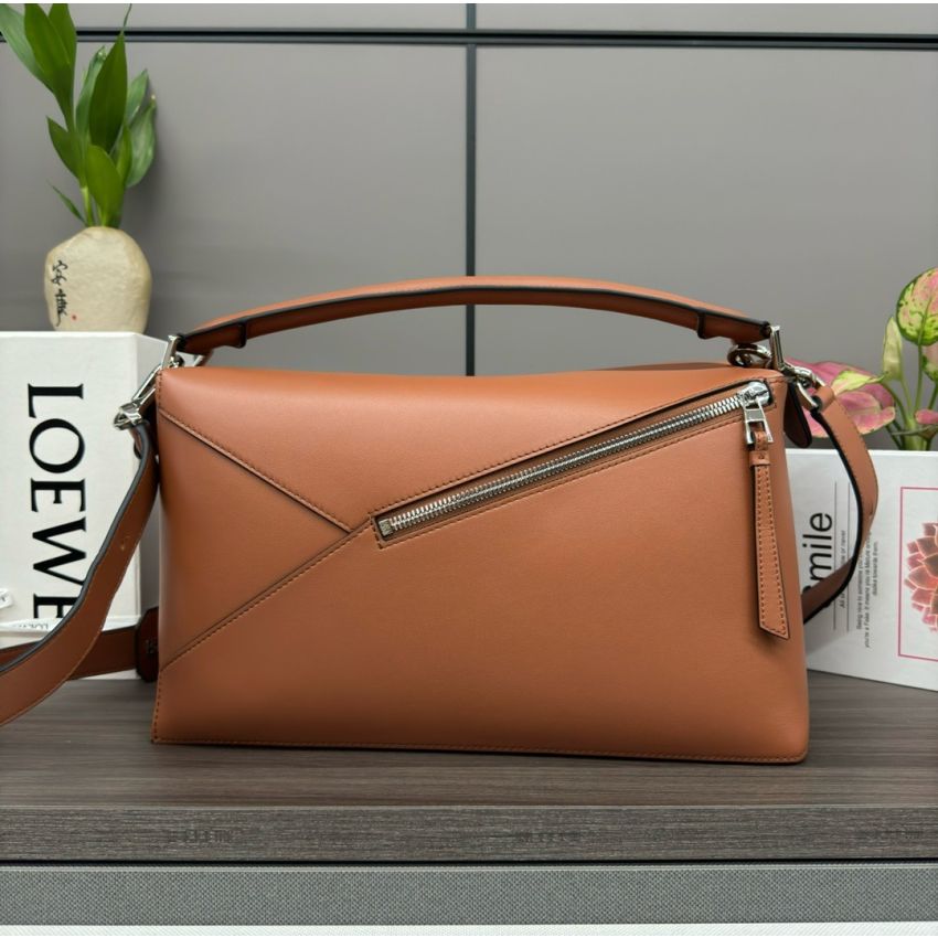 L0ew* Large Puzzle bag in Classic calfskin