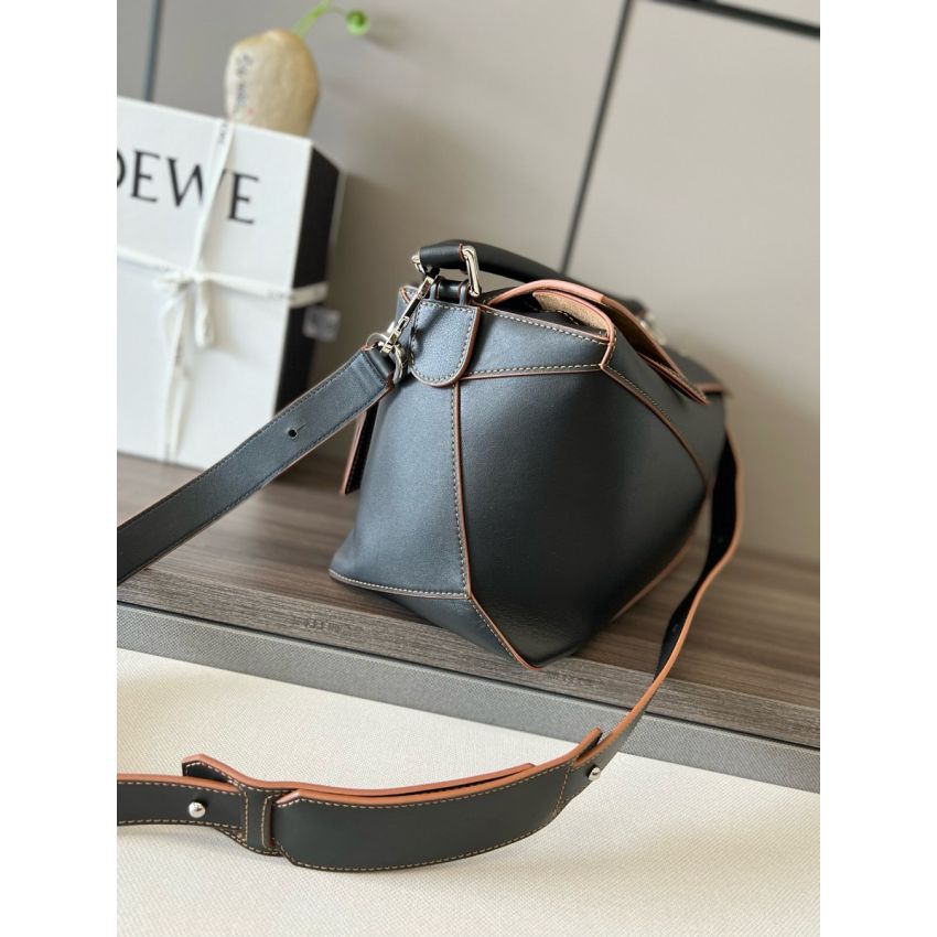L0ew* Large Puzzle bag in Classic calfskin