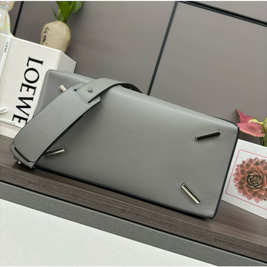 L0ew* Large Puzzle bag in Classic calfskin