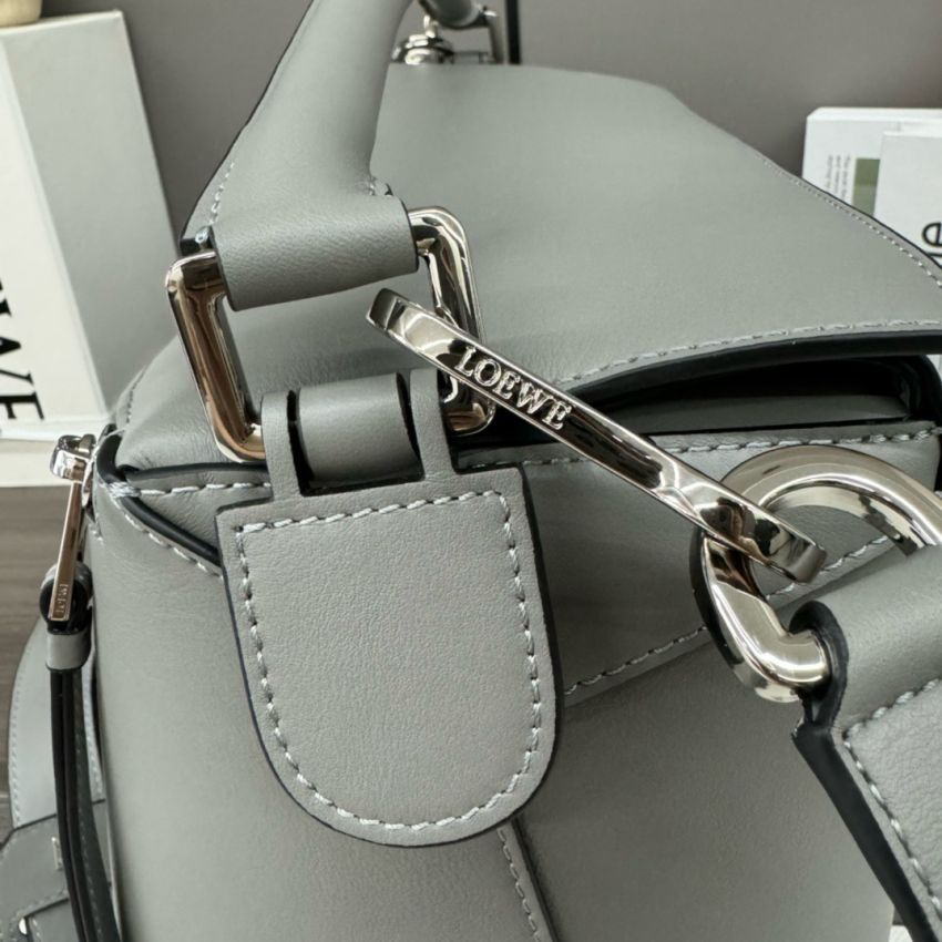L0ew* Large Puzzle bag in Classic calfskin