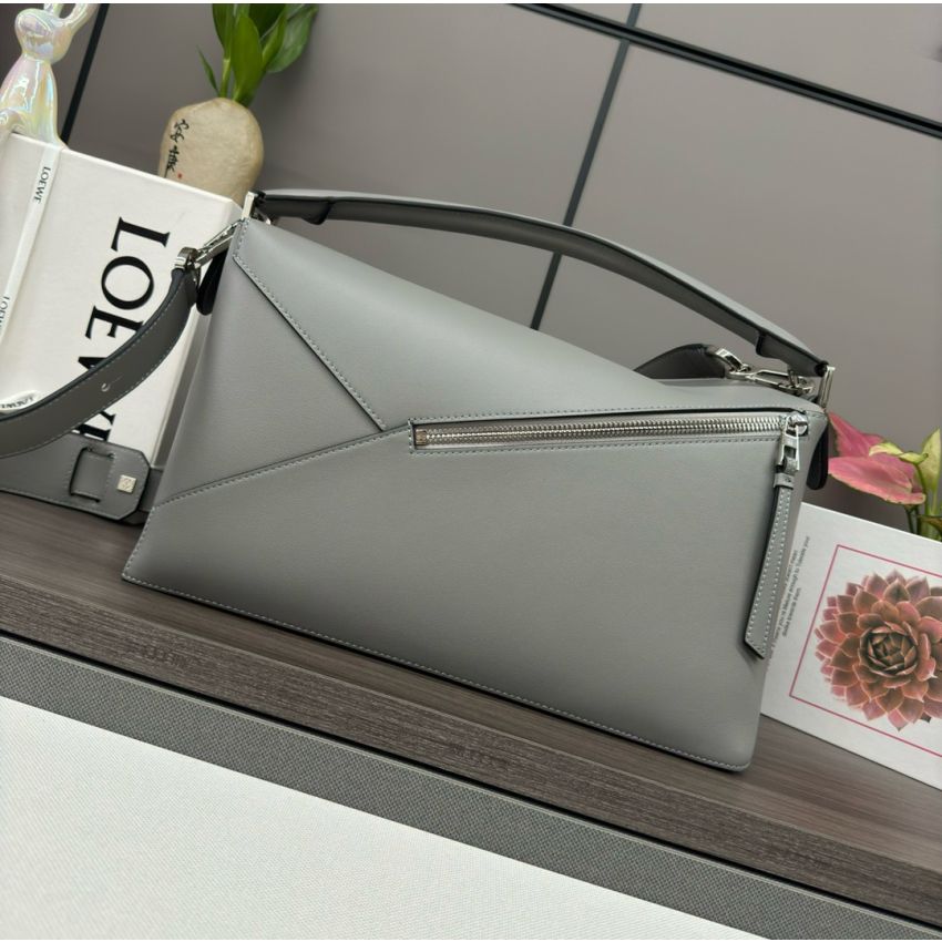 L0ew* Large Puzzle bag in Classic calfskin