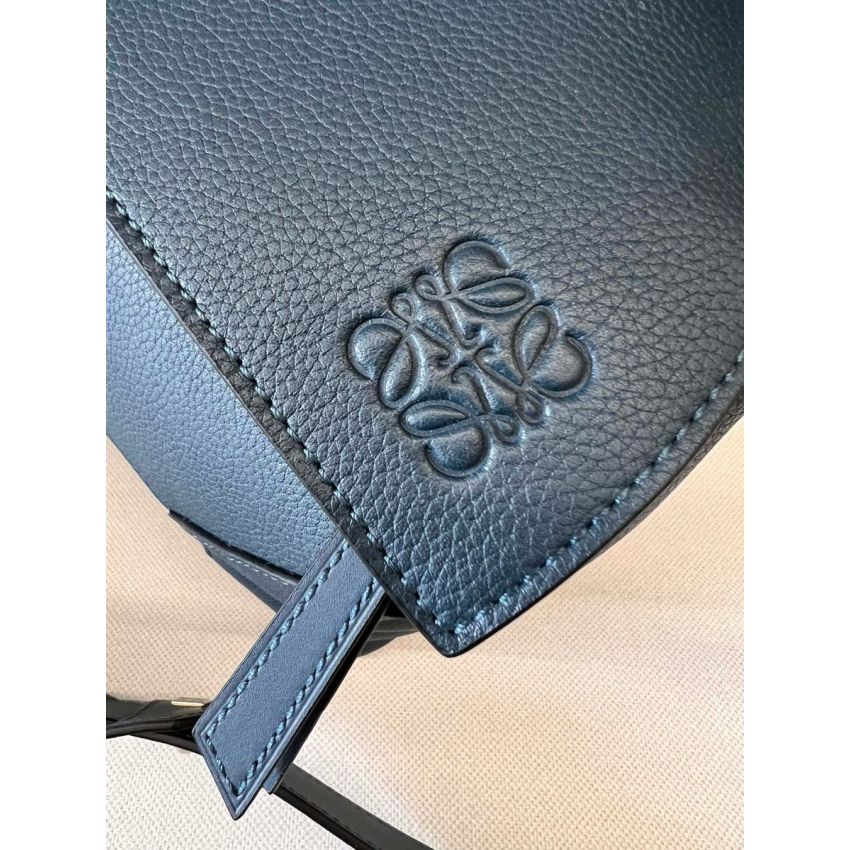 L0ew* Large Puzzle bag in grained calfskin-dark blue