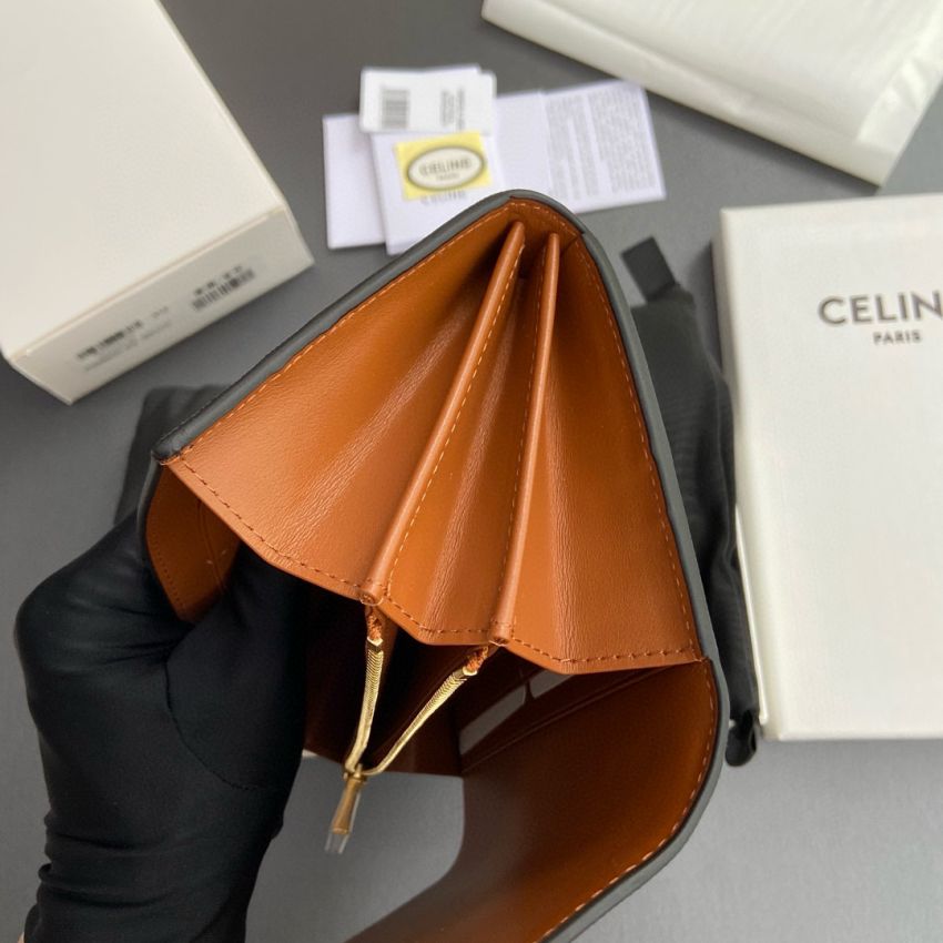 Ce1i*e Triomphe Long wallet-Tan/brown