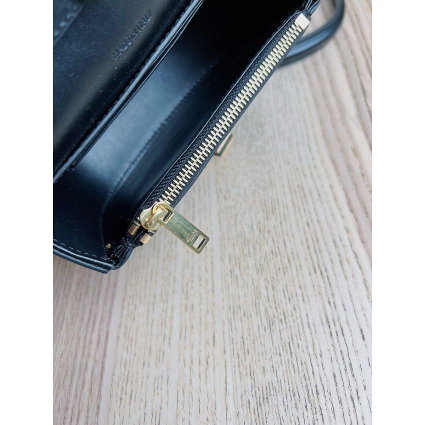 Ce1i*e Soft 16 Mini Chain Bag