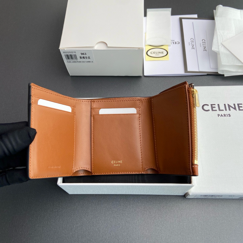 Ce1i*e Triomphe Compact Wallet-Tan