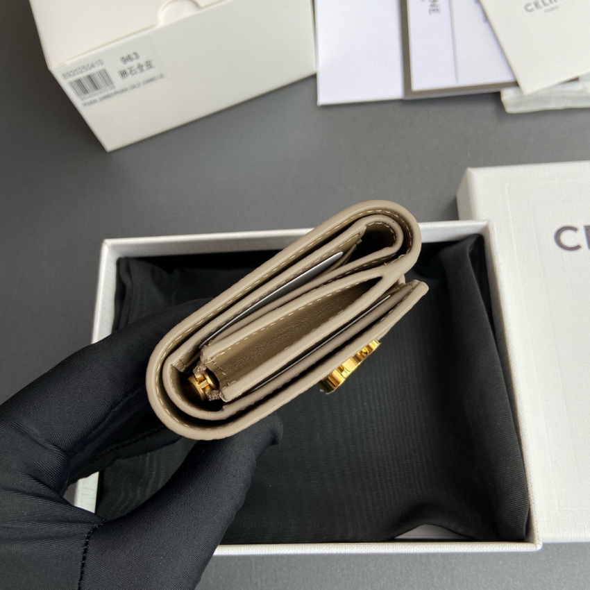 Ce1i*e Triomphe Compact Wallet-Taupe