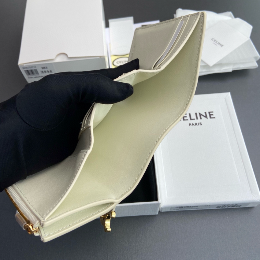 Ce1i*e Triomphe Compact Wallet-Cream