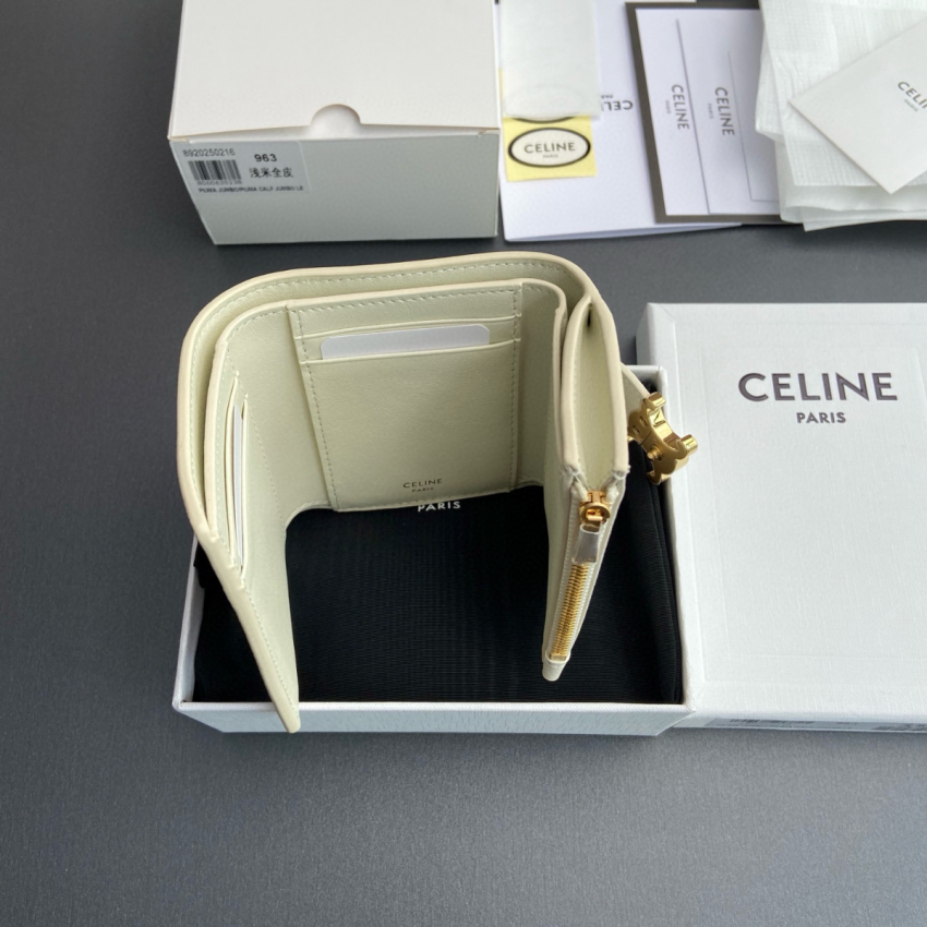 Ce1i*e Triomphe Compact Wallet-Cream