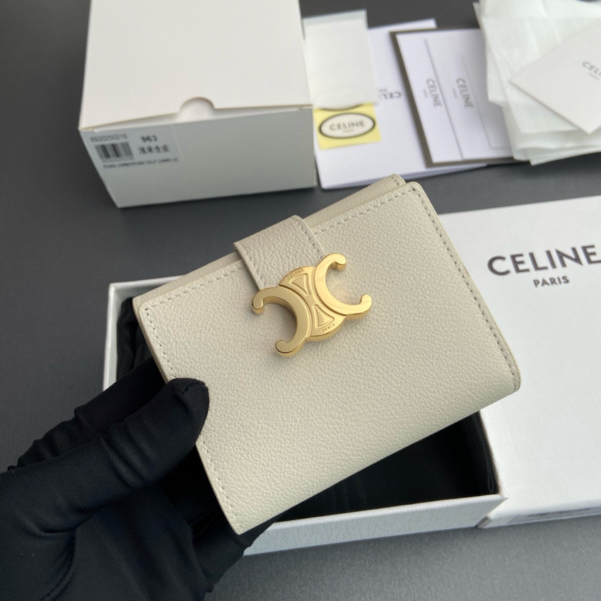 Ce1i*e Triomphe Compact Wallet-Cream