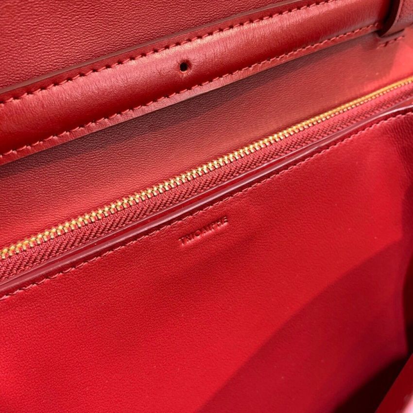 Ce1i*e  Classic Box calfskin Shoulder Bag