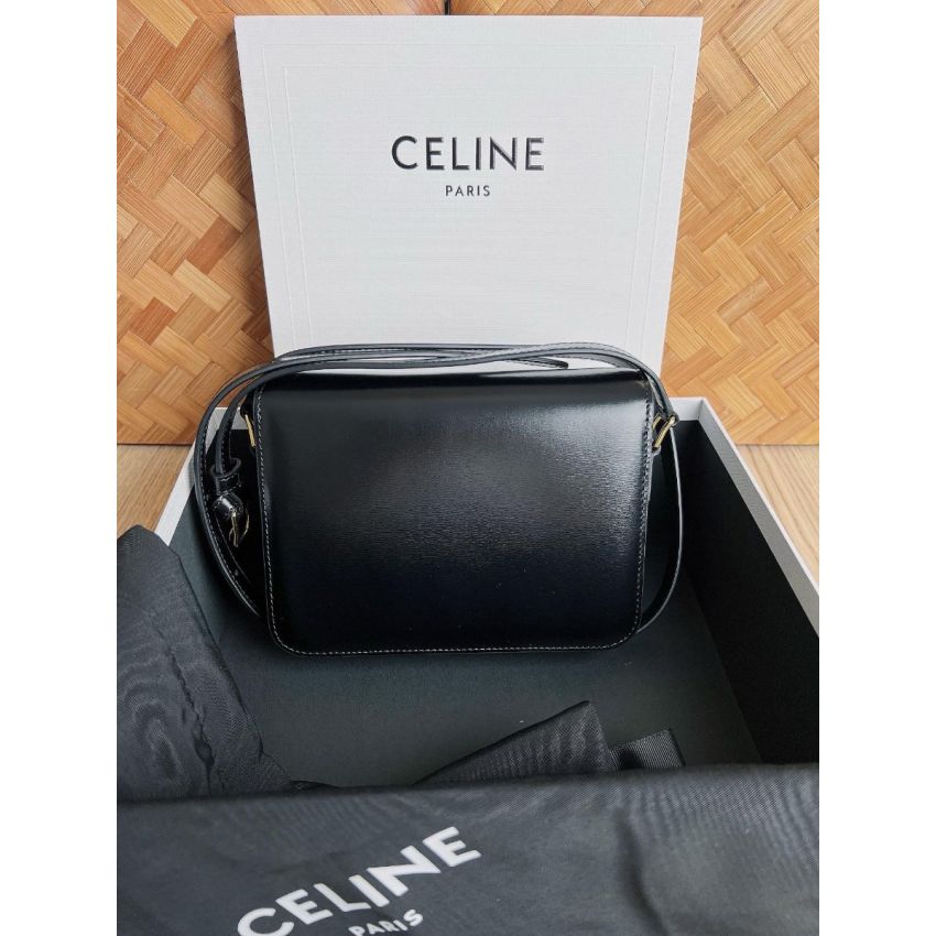 Ce1i*e Teen Triomphe Shoulder Bag