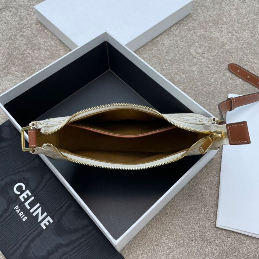 Ce1i*e Ava Small Hobo