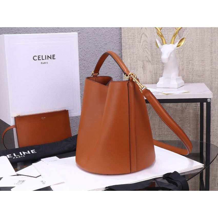 Ce1i*e Bucket 16 Soft Bag