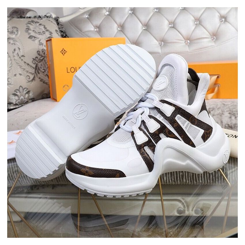L0vis Vvtt0n Sneaker