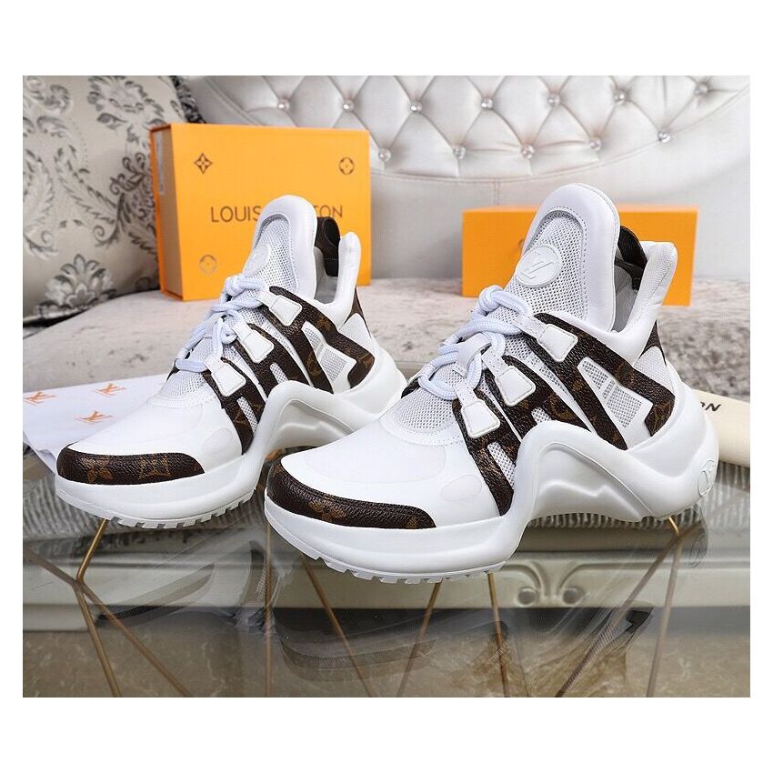 L0vis Vvtt0n Sneaker