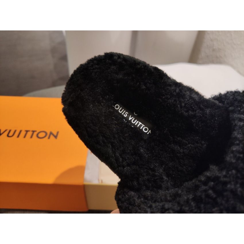 L0vis Vvtt0n Sandals