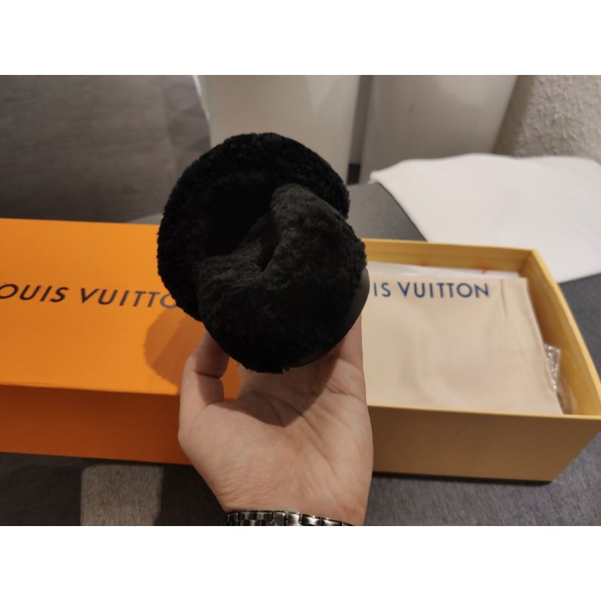 L0vis Vvtt0n Sandals