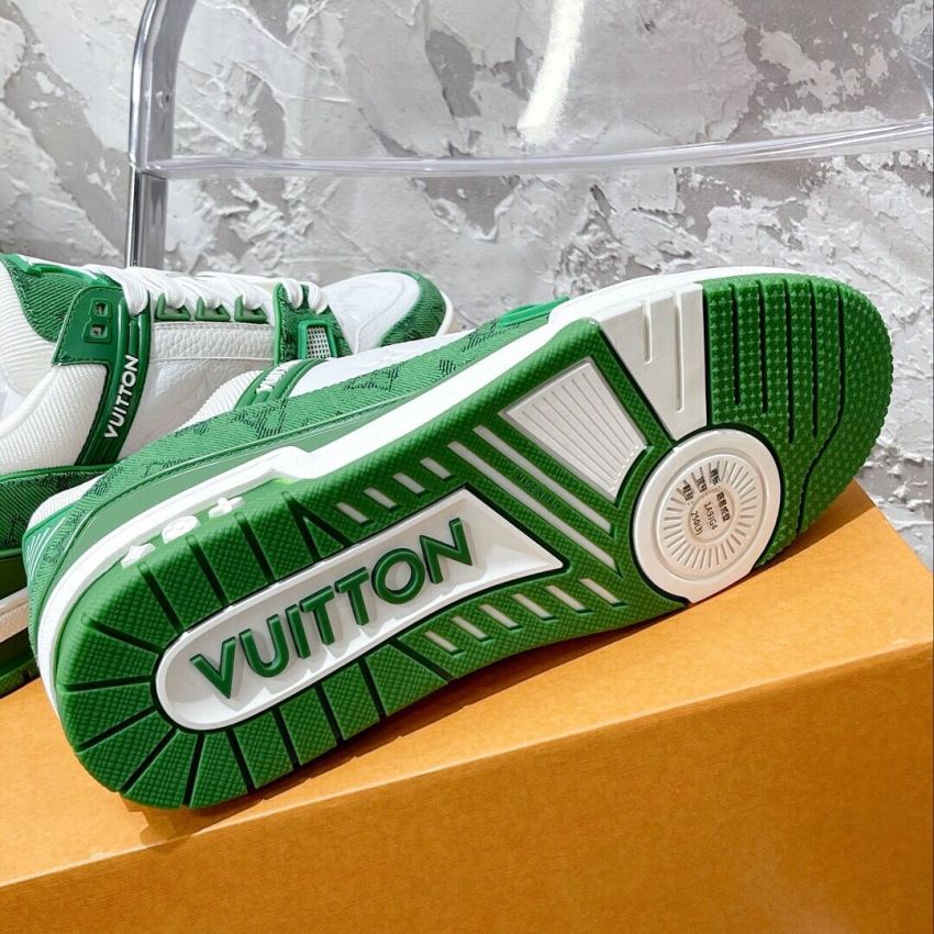 L0vis Vvtt0n Sneaker