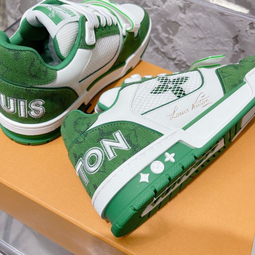 L0vis Vvtt0n Sneaker