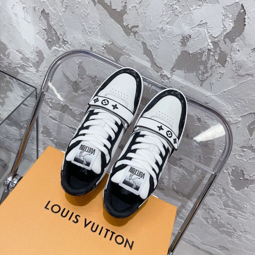 L0vis Vvtt0n Unisex Sneaker