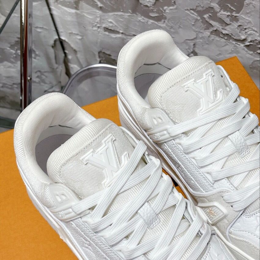 L0vis Vvtt0n Unisex Sneaker
