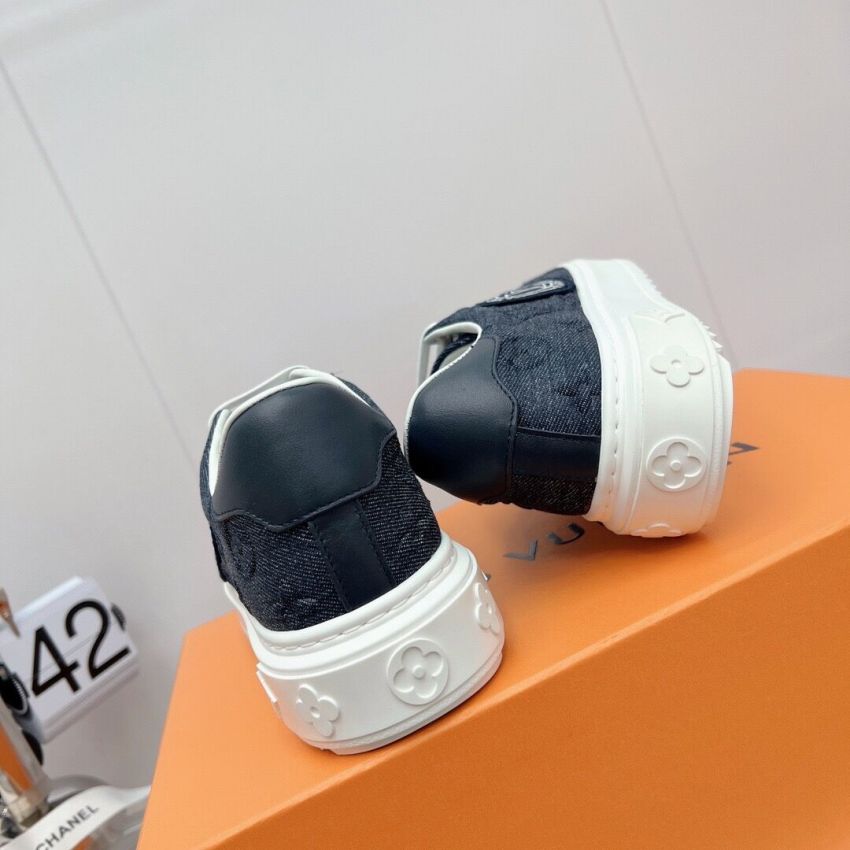 L0vis Vvtt0n Unisex Sneaker