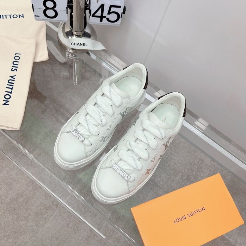 L0vis Vvtt0n Unisex Sneaker