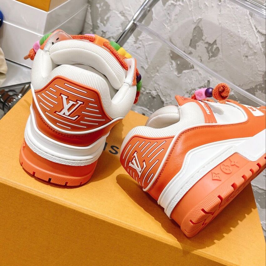 L0vis Vvtt0n Unisex Sneaker