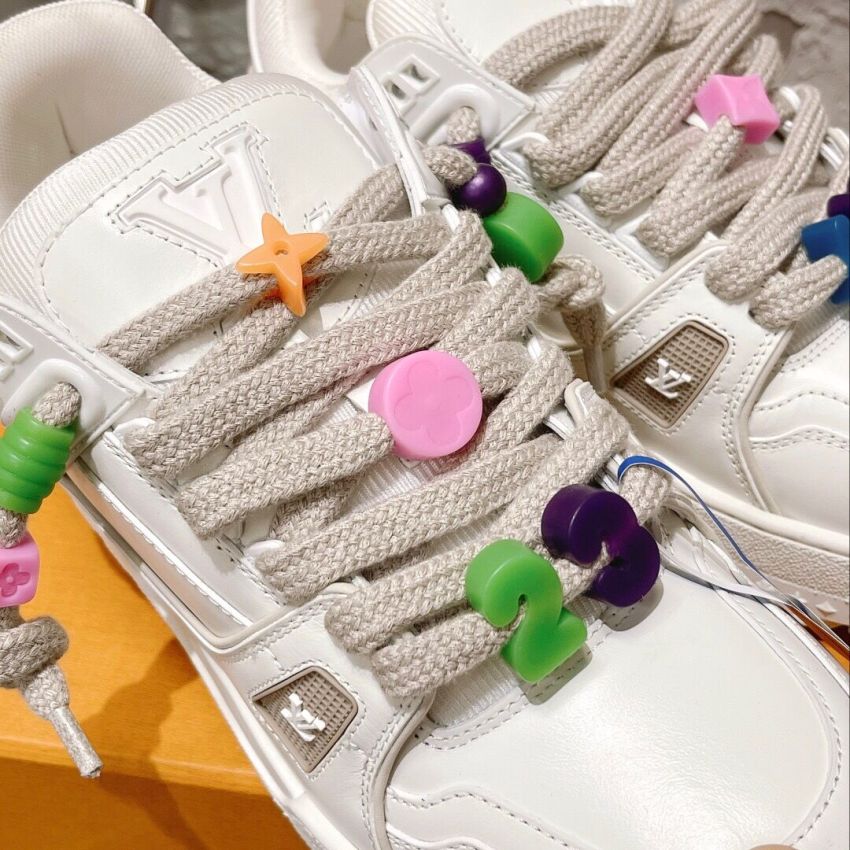 L0vis Vvtt0n Unisex Sneaker
