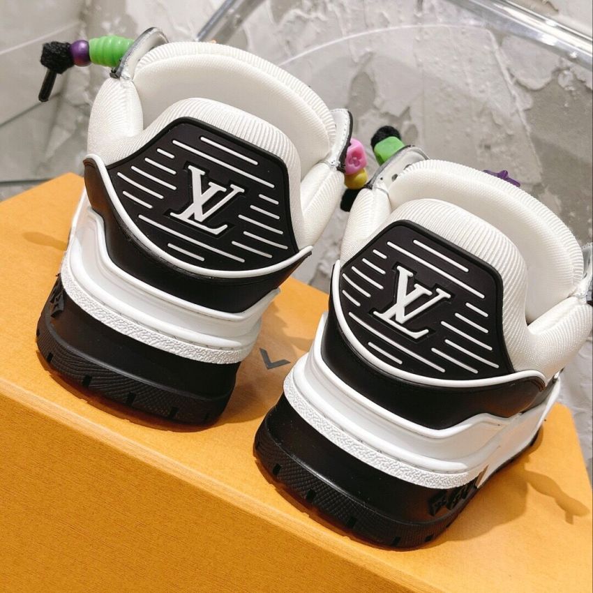 L0vis Vvtt0n Unisex Sneaker