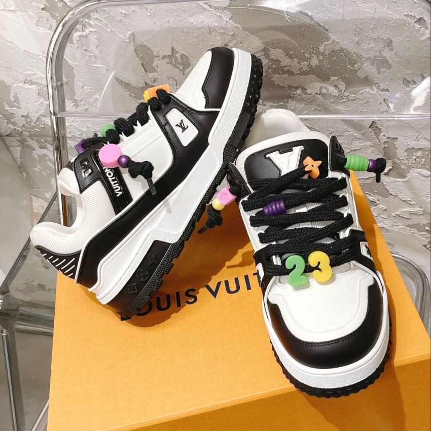 L0vis Vvtt0n Unisex Sneaker