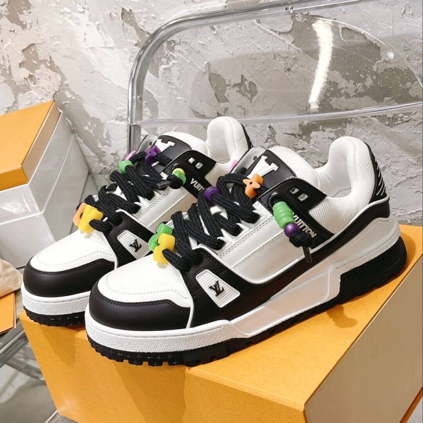 L0vis Vvtt0n Unisex Sneaker