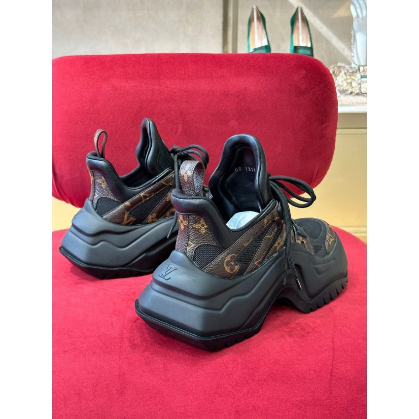 L0vis Vvtt0n Sneaker