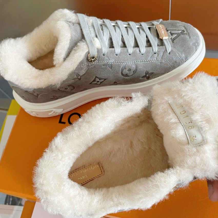 LV Time Out Shirling sneaker,  Size 35-41