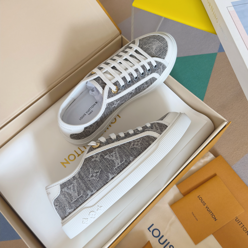 LV Lagoon Sneaker, Size 35-41