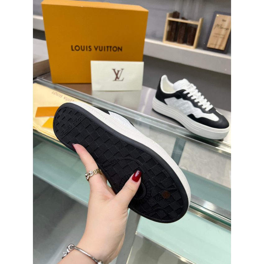 LV Groovy Sneaker, Size 35-41