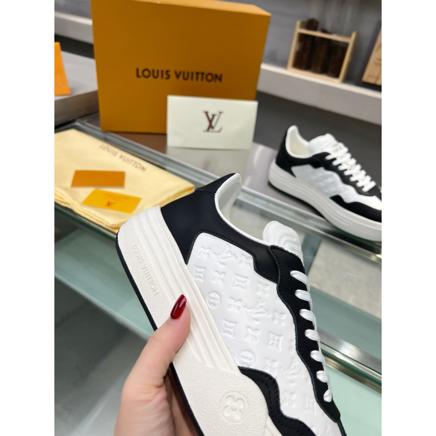 LV Groovy Sneaker, Size 35-41