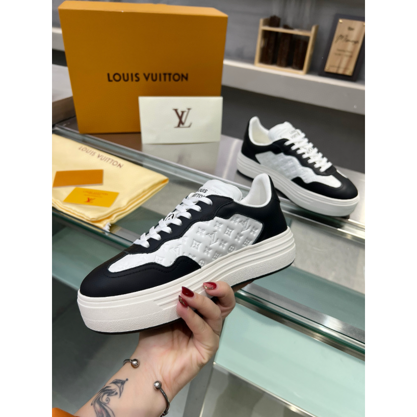 LV Groovy Sneaker, Size 35-41