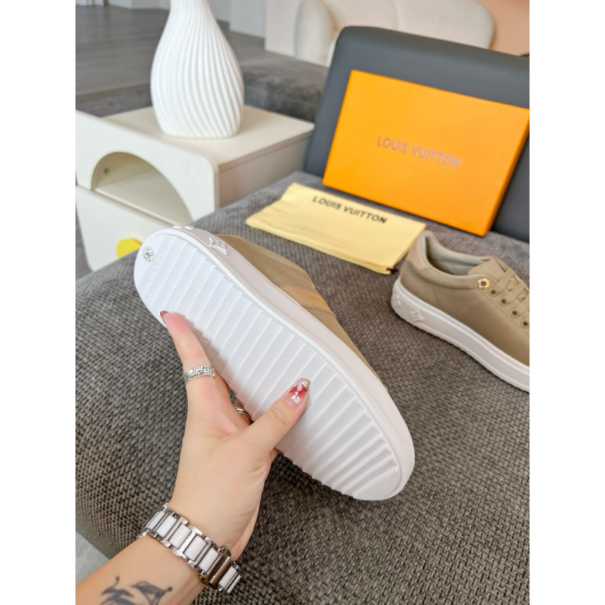 LV Time Out sneaker,  Size 35-41