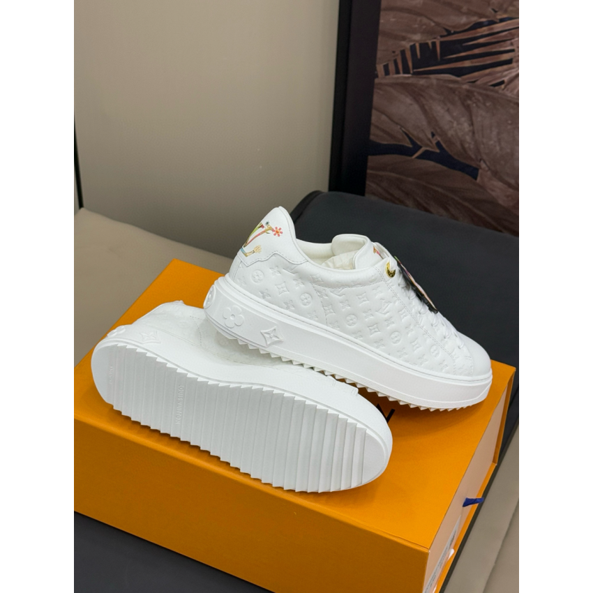 LV Time Out sneaker,  Size 35-41