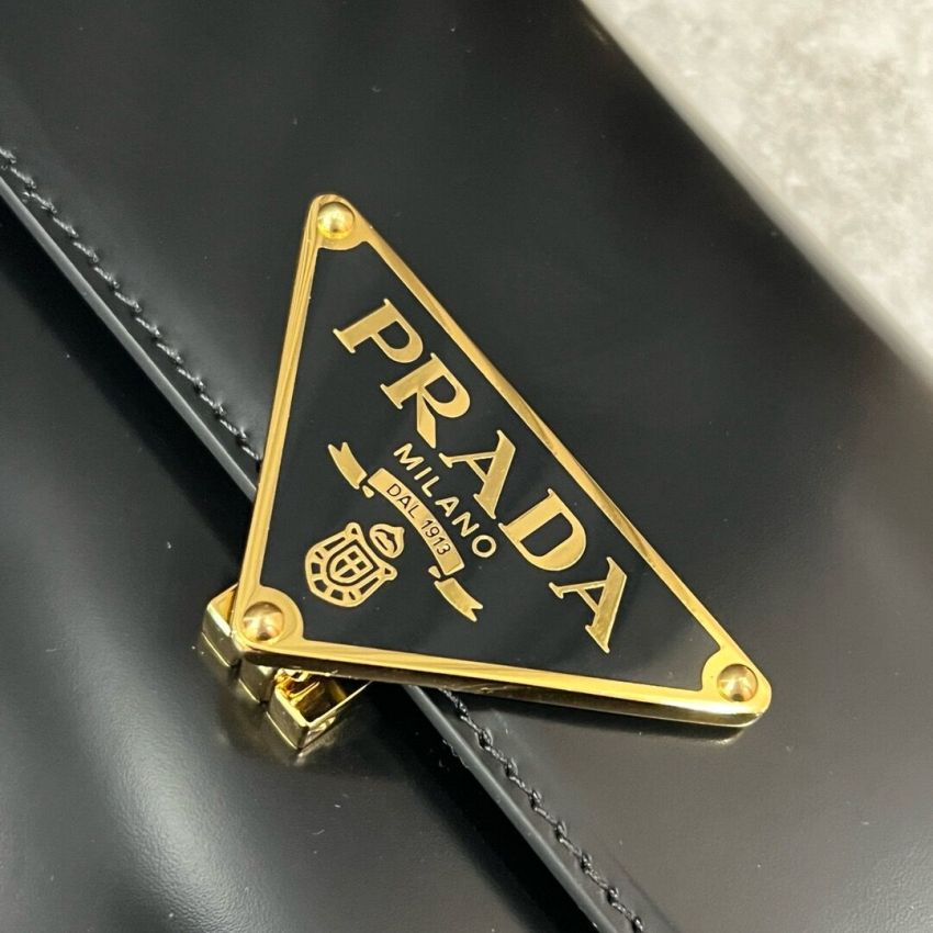 Pra*a Small Leather Shoulder Bag