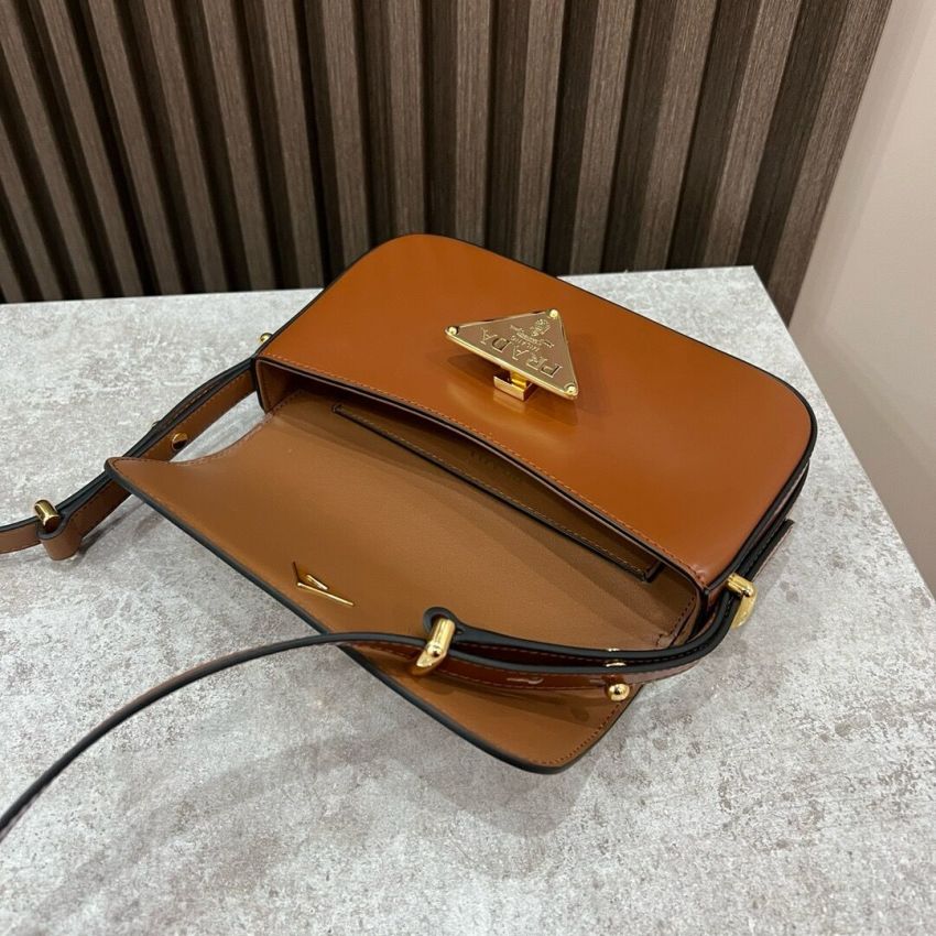 Pra*a Small Leather Shoulder Bag