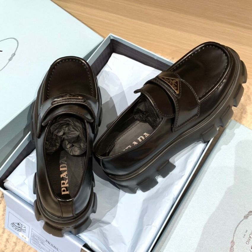Pra*a Unisex Mocassins